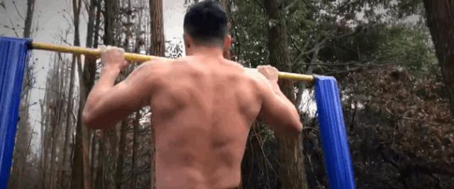 新手第一次进健身房一套完整攻略,出差人士怎么选择健身房