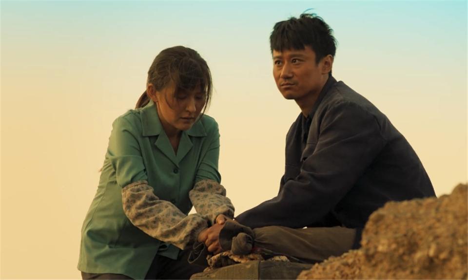 光怪陆离五光十色区别,揭秘娱乐圈的真实面貌