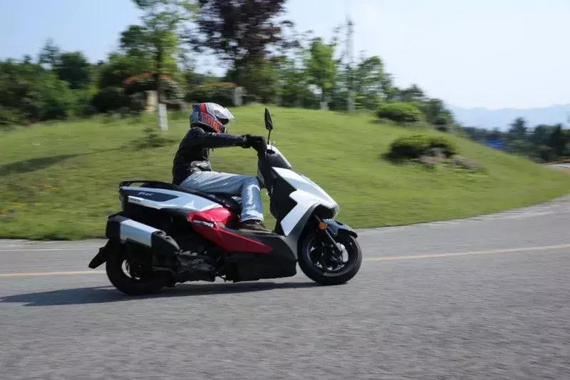 三阳fnx踏板摩托车全系列,三阳最新款150踏板摩托车测试