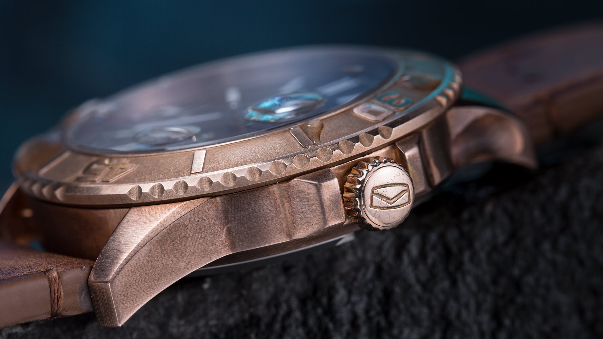 海鸥潜水表青铜,海鸥手表真好看