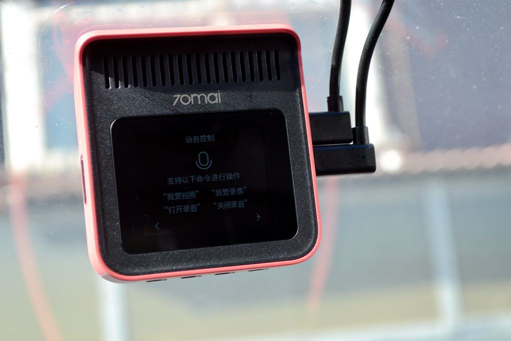 一百多行车记录仪高性价比,行车记录仪900多块钱有必要吗