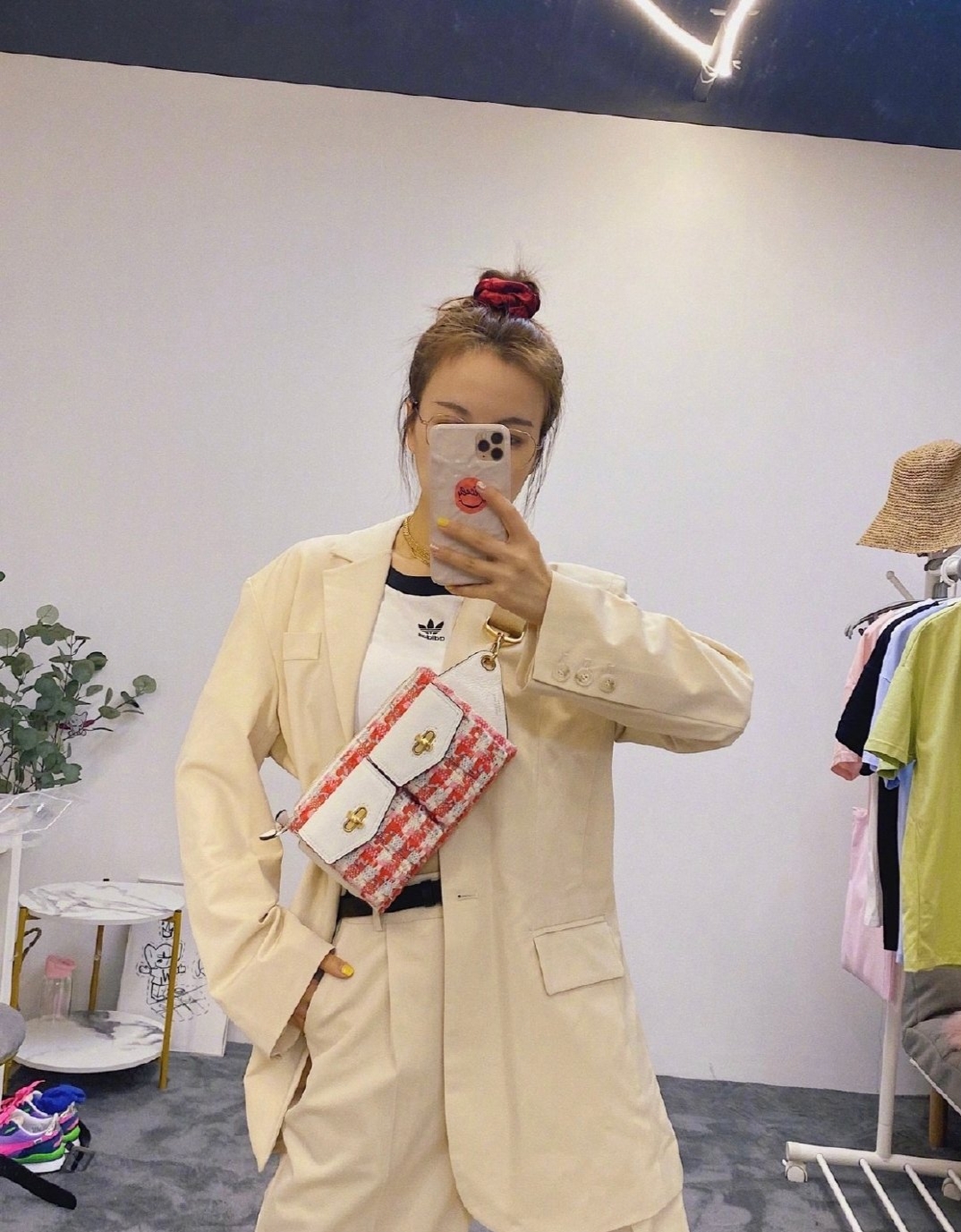 38岁的吴昕气质越来越好,吴昕越来越时尚了