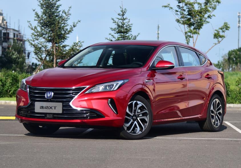 长安逸动7万元左右的车,最新上架18年逸动xt