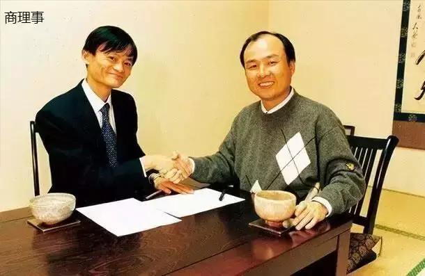 岳云鹏连续13年为郭德纲庆生,郭德纲岳云鹏在同龄人中成就