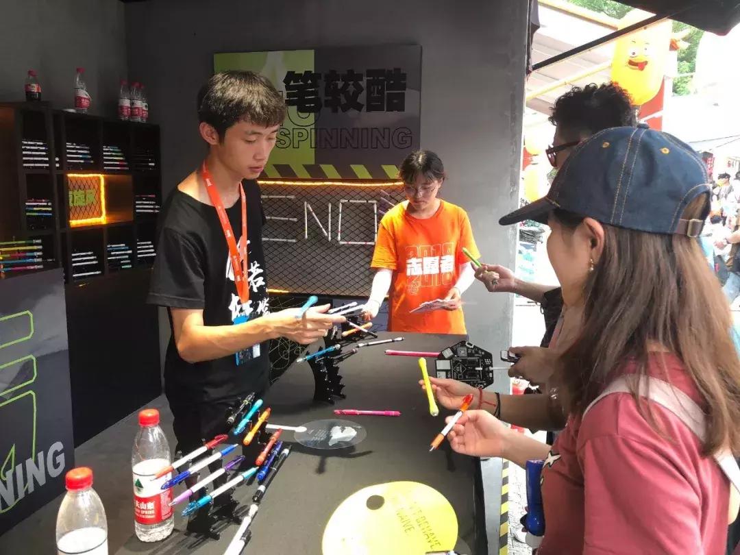 高中生转笔的最高境界,转笔高中生