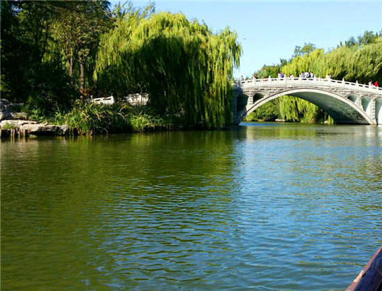 低消费旅游必游之地—-济南