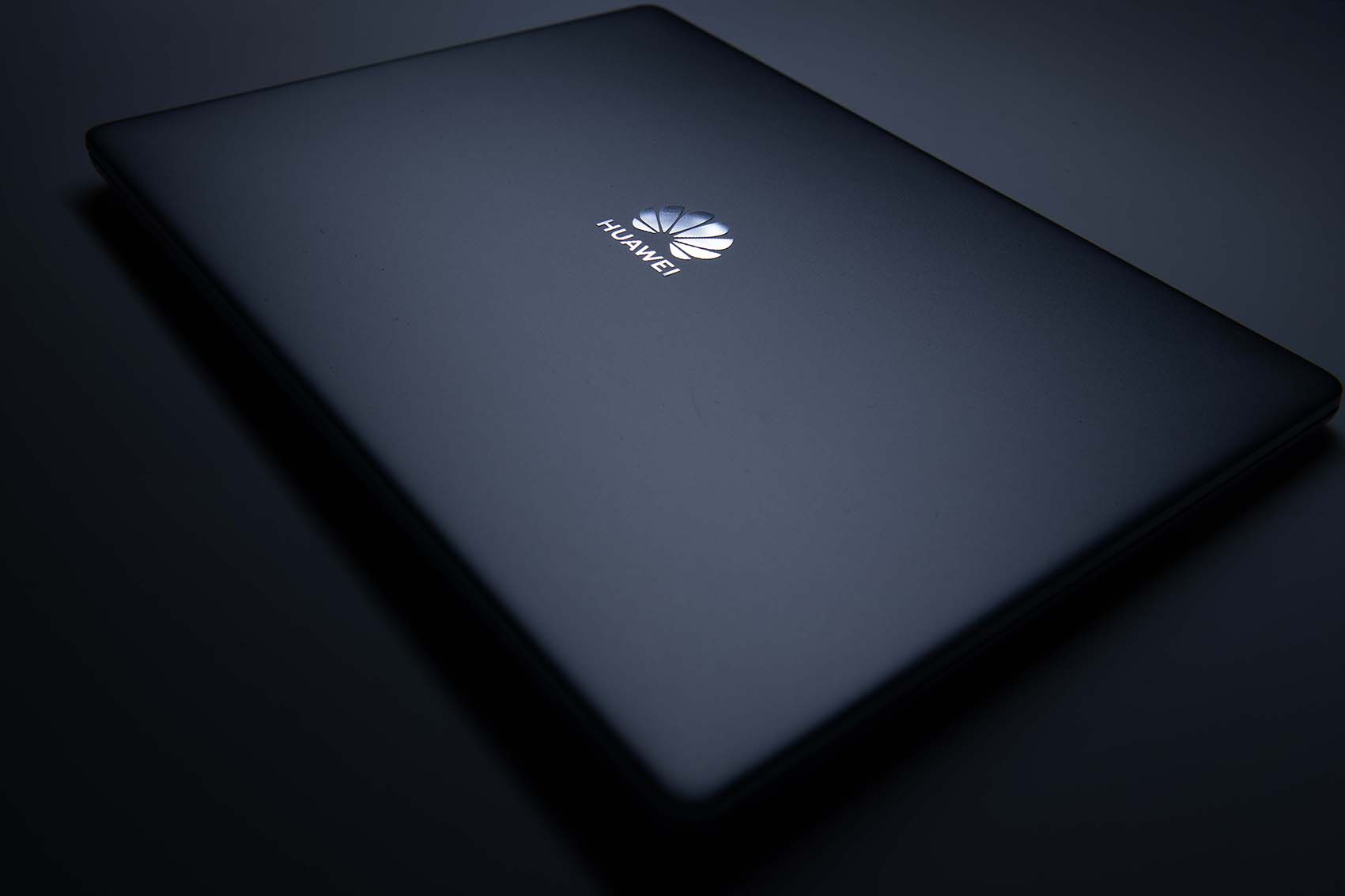 华为笔记本matebook 13攻略 (华为笔记本matebook13值得购买吗)