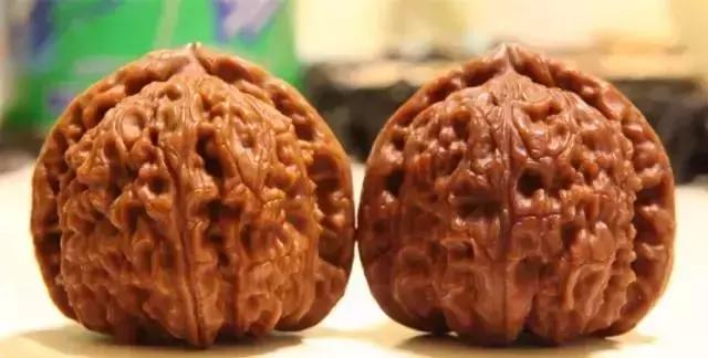 文玩核桃修尖有色差吗,文玩核桃有色差了怎么办