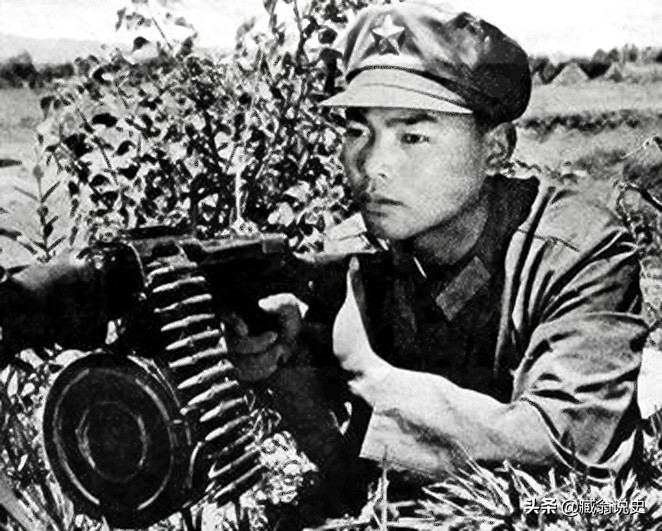 孤胆英雄岩龙事迹,孤胆英雄岩龙纪录片