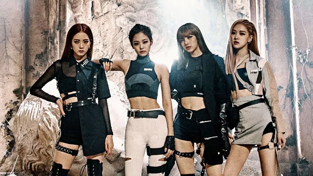 我花2000块抢到3双限量球鞋,还送了一个包...