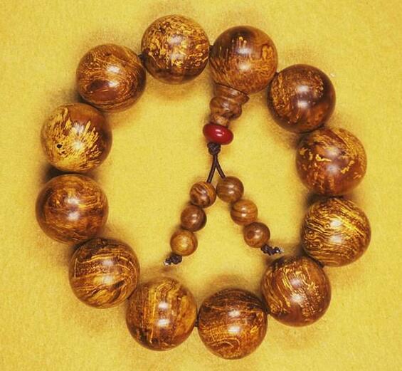 27种木质手串材质对照,各种材质的手串有什么功效