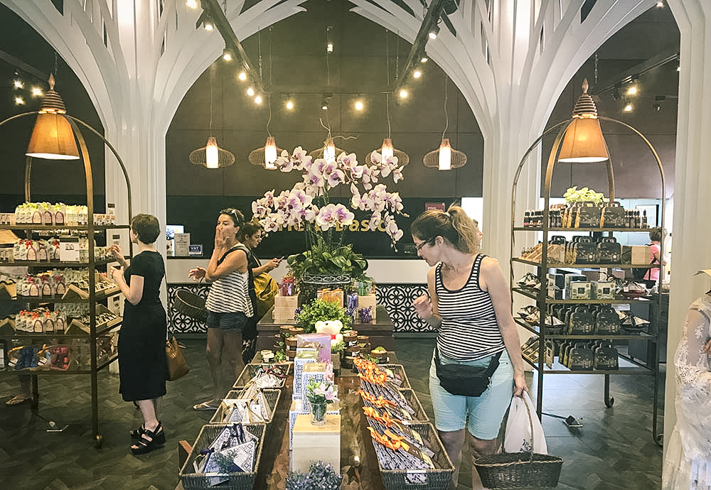 清迈服装小店有哪些地方,清迈古城小店