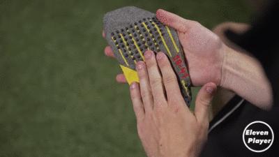 新买的足球鞋磨脚后跟有什么妙招,如何让足球鞋不磨脚