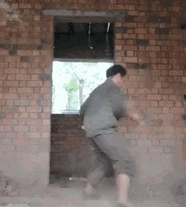 开心一刻gif搞笑动图,搞笑gif段子看起来能量满满