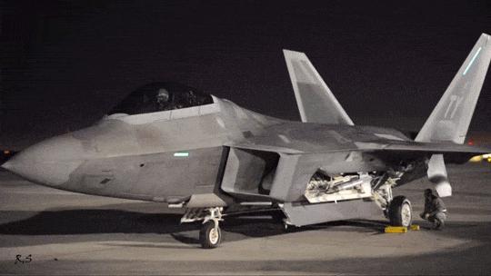 驻日美军f15追苏35,美军f15c试射无雷达发射导弹