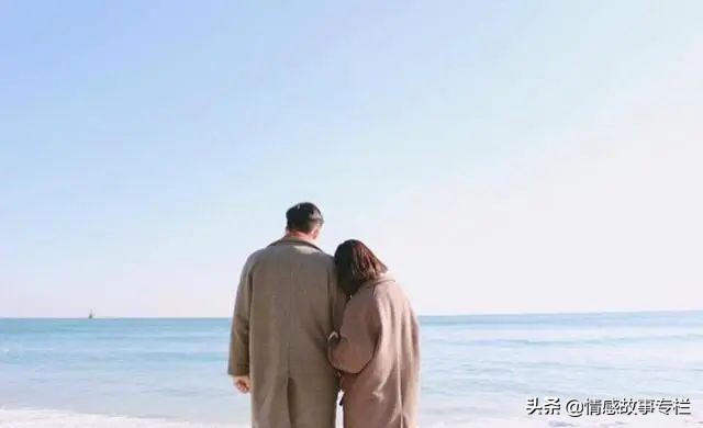 超浪漫的表白句子简短一点,这12句表白情话男生听了会脸红