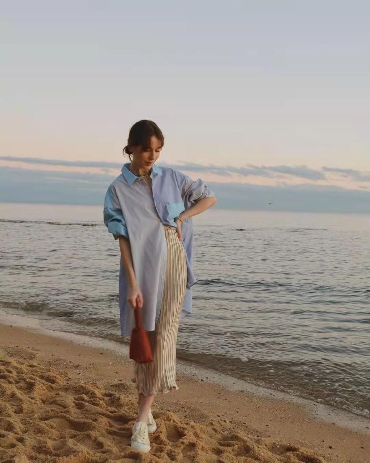 秋天最容易带火的“梦巴黎”，藏不住的法式高级金色魅力