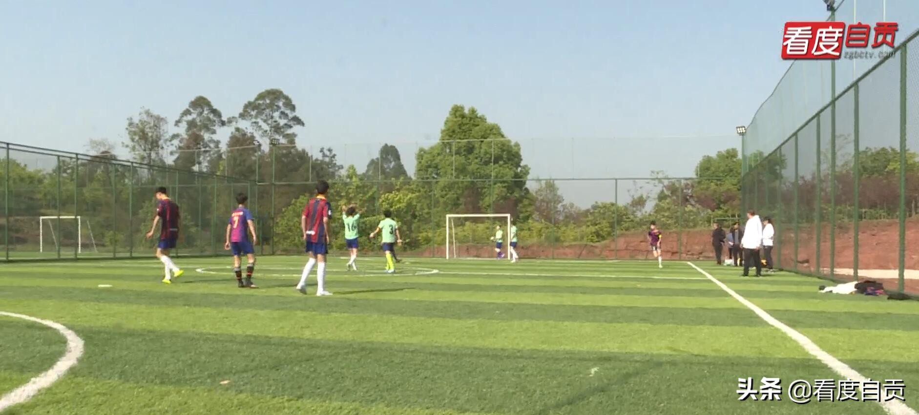 农村建小型足球场,在山村建造足球场