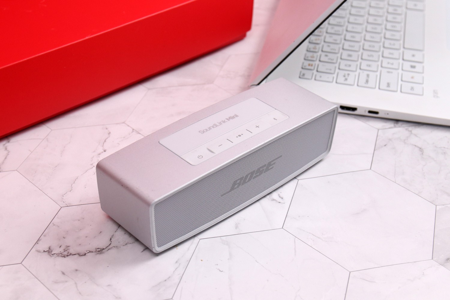 宅家需要音乐相伴,用BoseMini2特别版扬声器消解无聊