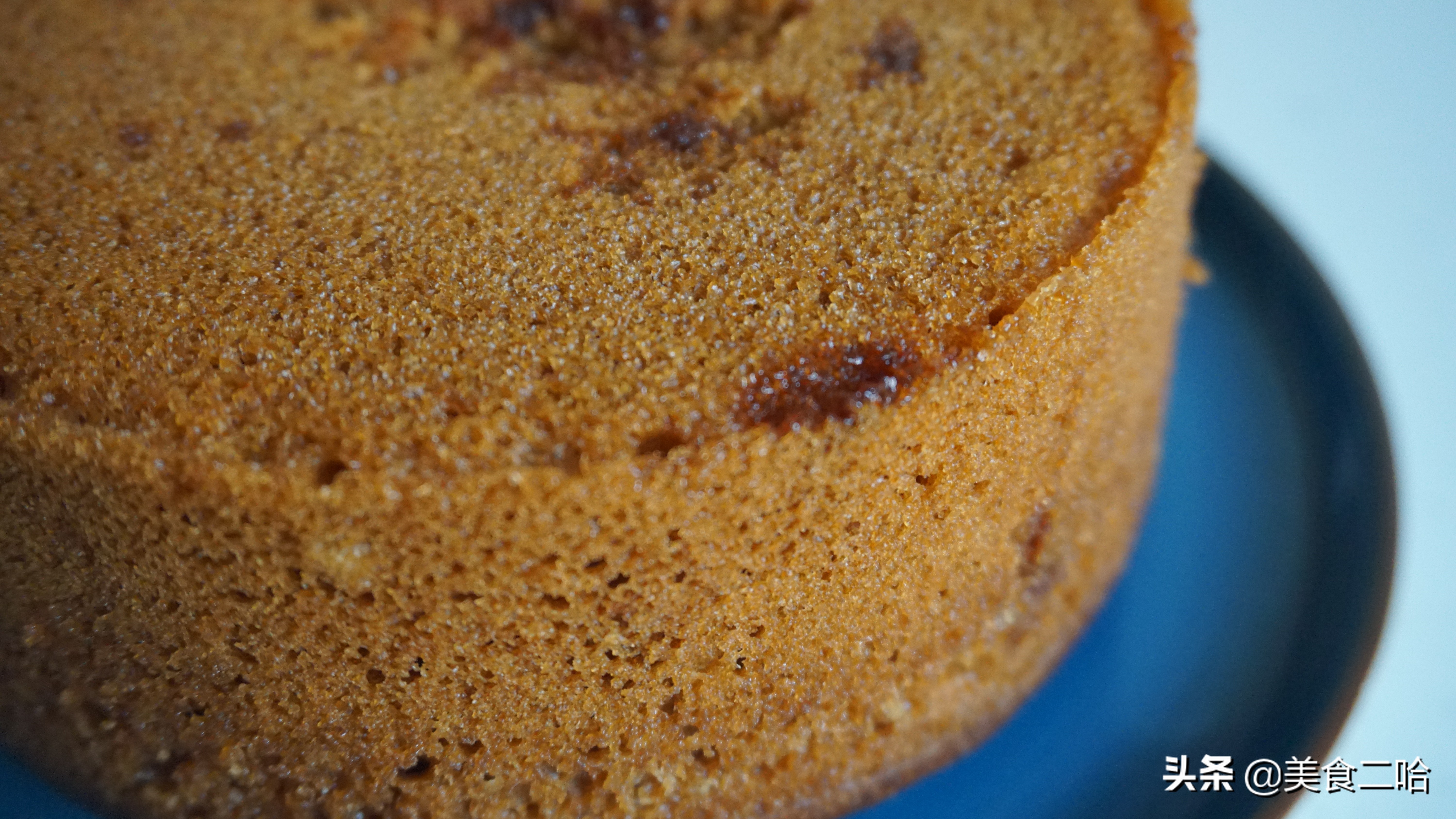 红糖发糕不放酵母粉可以用小苏打,红糖发糕的好吃做法不揉面不发面