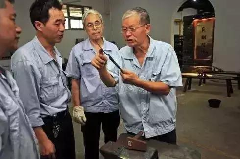 卖五十万的剪刀,剪刀卖了几十万