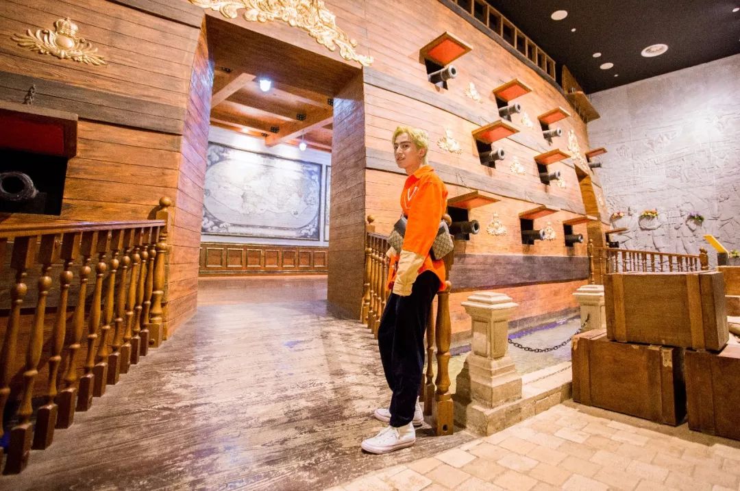 look缃戠孩,look鍝ュ摜