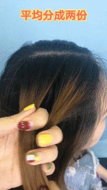 杨幂半扎鱼骨辫,杨幂的新发型双马尾鱼骨辫