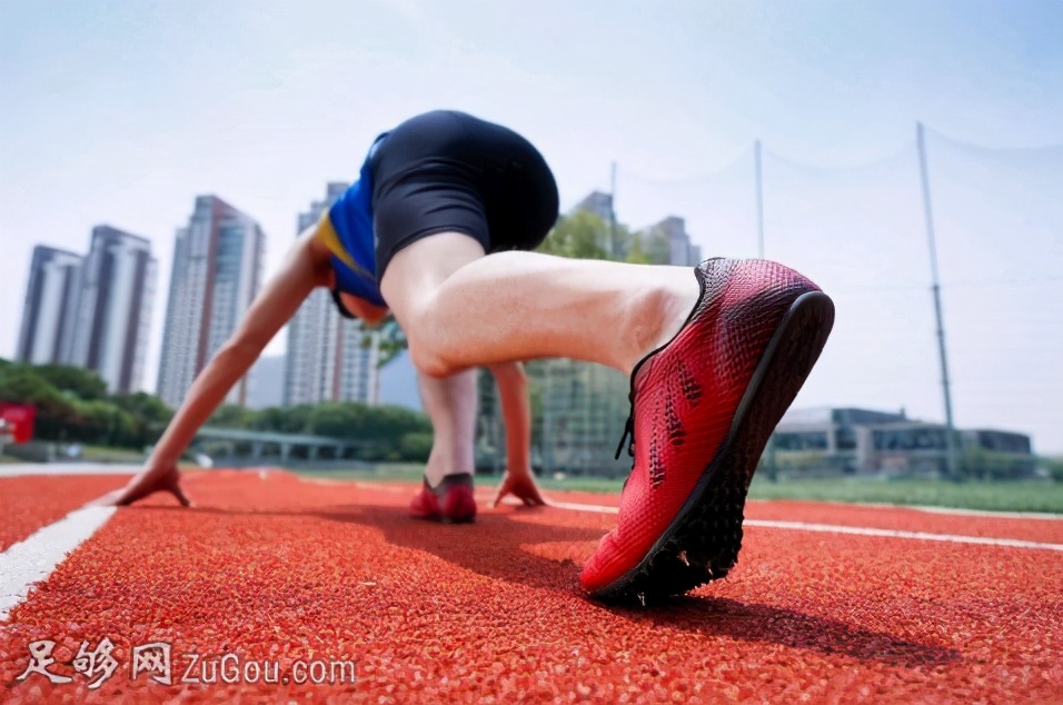 钉鞋怎么选合脚,钉鞋怎么选好