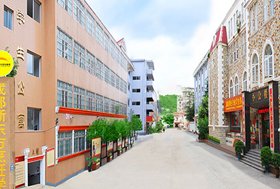 华大卫校和成一附属哪个好,成都华大医药卫生学校分数线多少