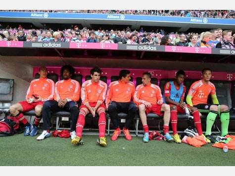 愈发“无聊”的德甲，却依旧暴露了拜仁的问题