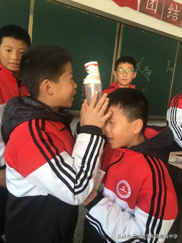 鍙堟槸鍒汉瀹剁殑瀛︽牎,鍙堟槸鍒汉瀹剁殑瀛╁瓙瀹屾暣瑙嗛