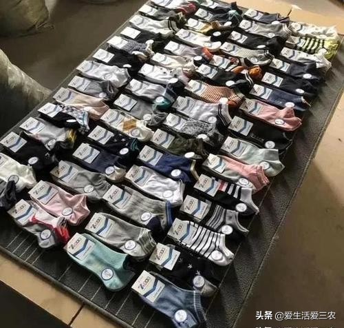摆地摊卖袜子真能月入几万吗,摆地摊卖袜子怎么卖得快一些