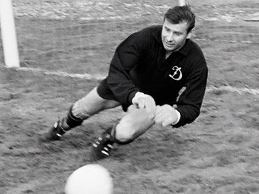 足球历史最佳守门员布冯,卡恩布冯世界第一门将