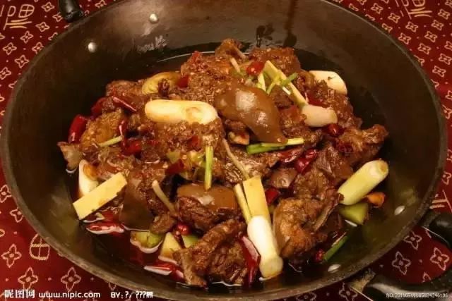 呼伦贝尔有哪些必打卡的美食,呼伦贝尔的好吃的都有啥