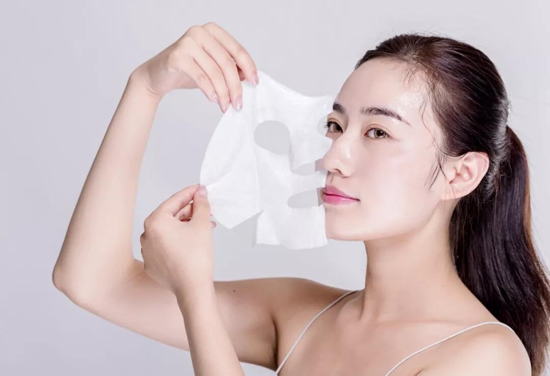 越敷面膜脸越干,越敷越烂的面膜