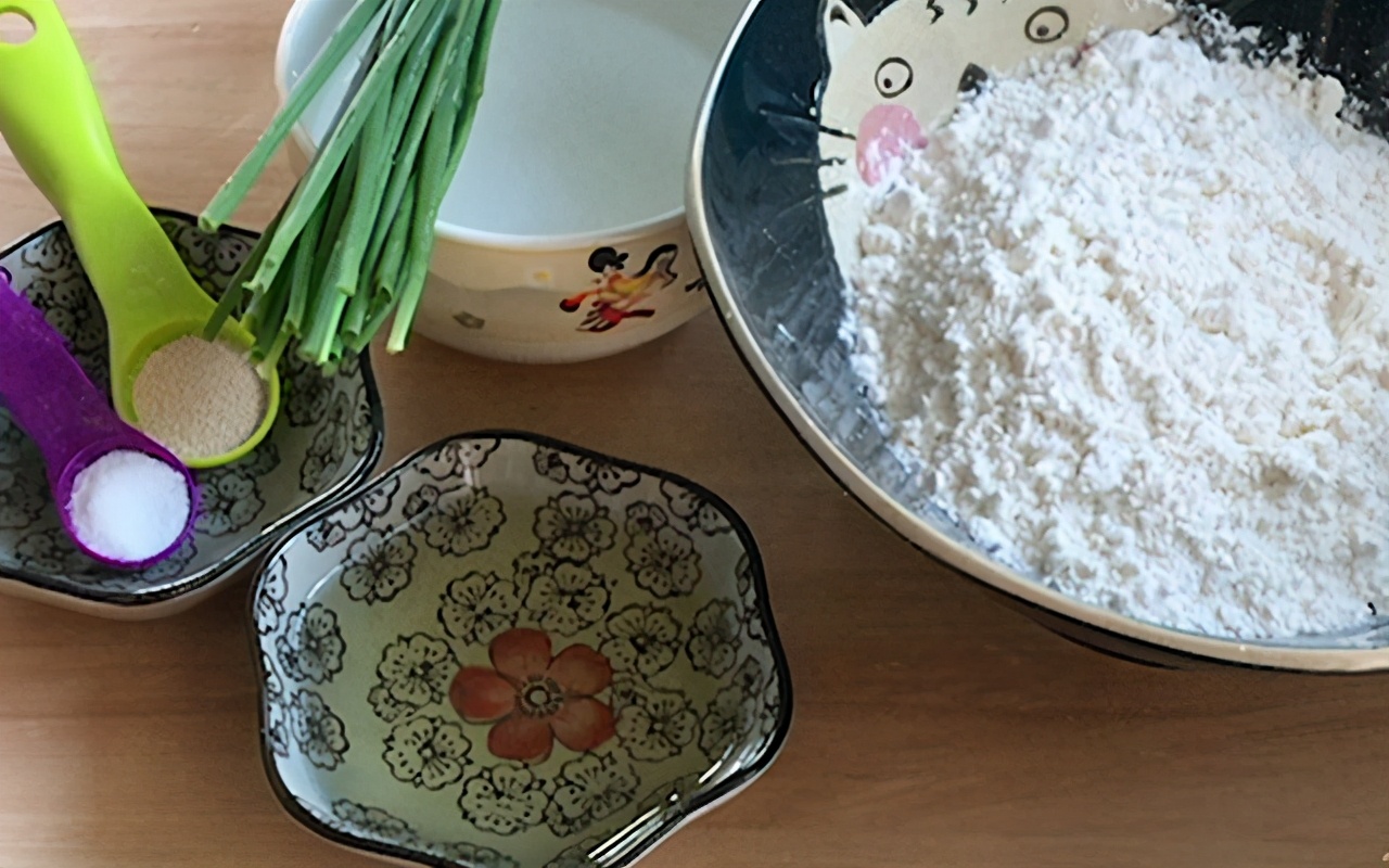 自制葱盐小饼干,咸香芝士苏打饼干