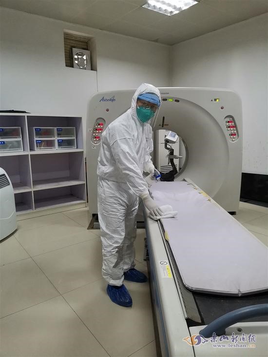 疫情中的8090后的担当,面对疫情90后的风采与担当