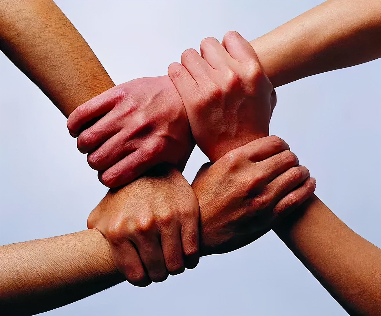 华翰新建教研录播基地正式投产使用，课程研发能力再上新台阶