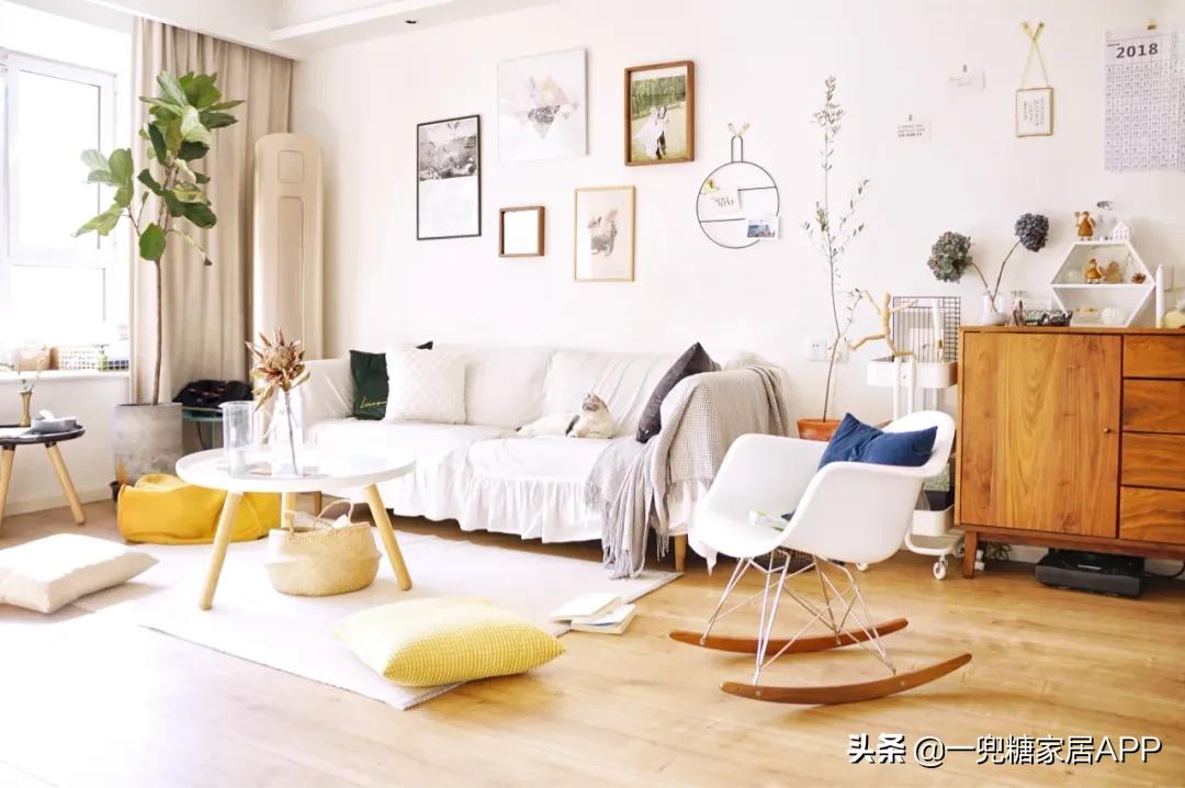 客厅既要装得好看又要装得实用,客厅装出高级感还省钱