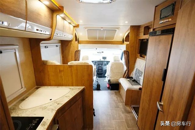 5.18上海房车展：弗瑞德姆锐畅版TIC-611X房车，滨海的魅力之夏