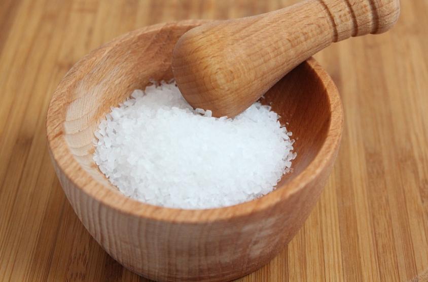 1岁宝宝吃饭菜,婴儿不能吃的食物黑名单