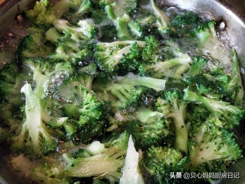 西兰花怎么清洗能洗掉虫子,如何正确清洗西兰花