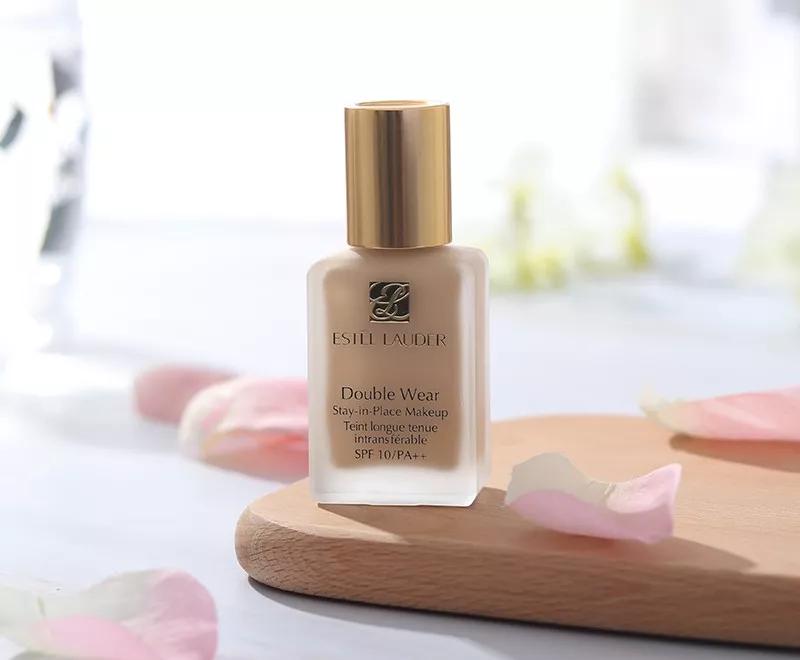 平价彩妆大盘点到底值不值得入手 (大牌彩妆必买产品清单图片大全集)