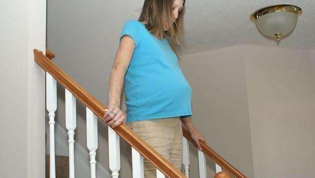 孕妈上厕所不方便，且容易造成胎儿缺氧，须牢记3个不要