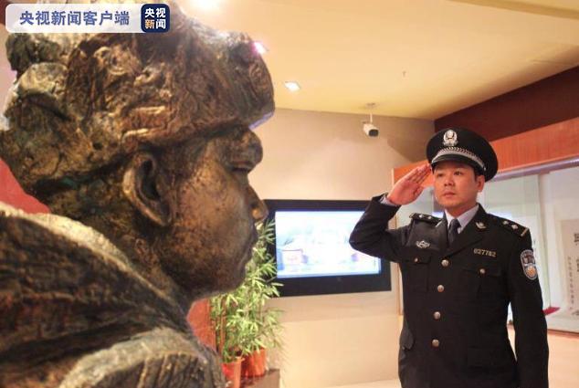 黄继光的侄子来到抗美援朝纪念馆,特级英雄黄继光家乡