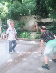 盘点那些奇葩的健身方式,你根本想象不到民间健身有多狂野