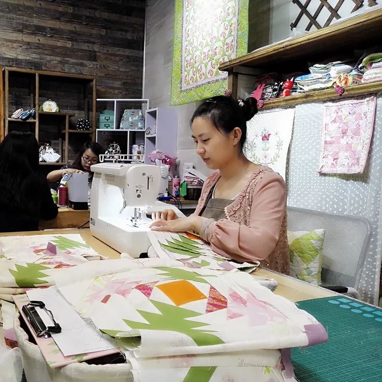 早秋新款大容量气质包包,初秋复古风包包