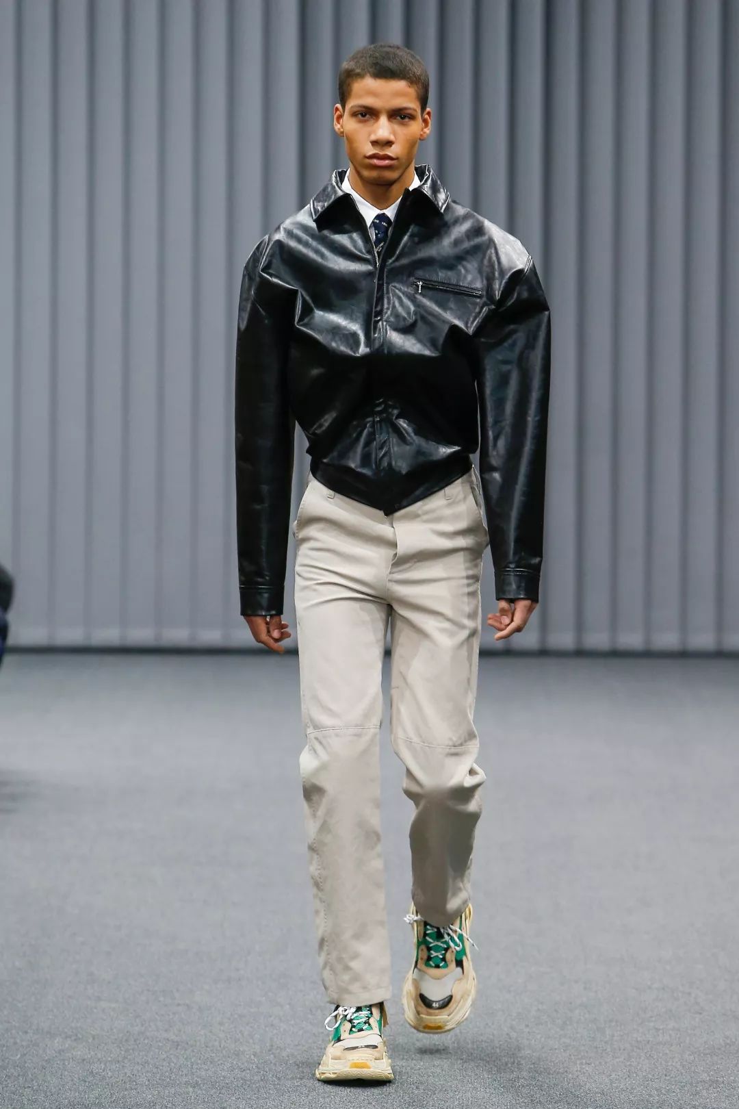 正式而时尚的领带,比较时髦的领带