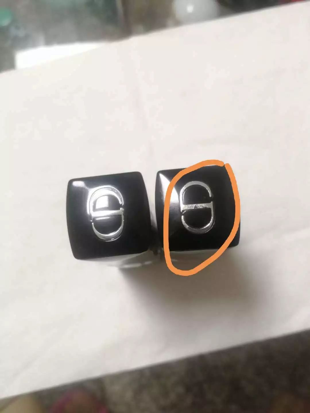 网购进口商品支持专柜验货？别逗了！福建一女士购买迪奥口红陷验货窘境「1036三剑客」