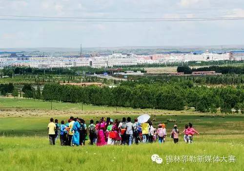 现在西乌旗,西乌旗里面是什么样子的